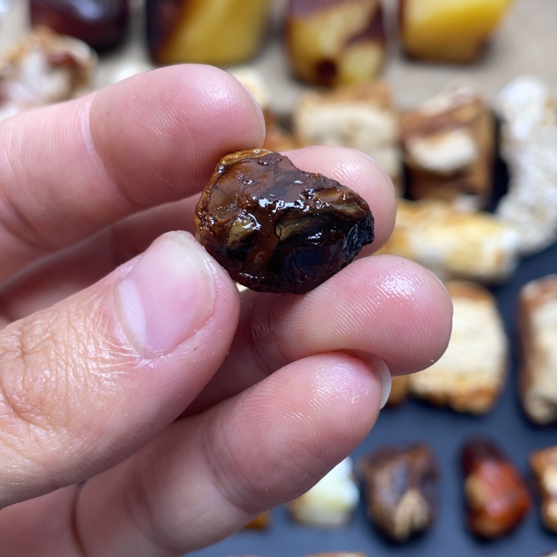 定制琥珀未镶嵌定制