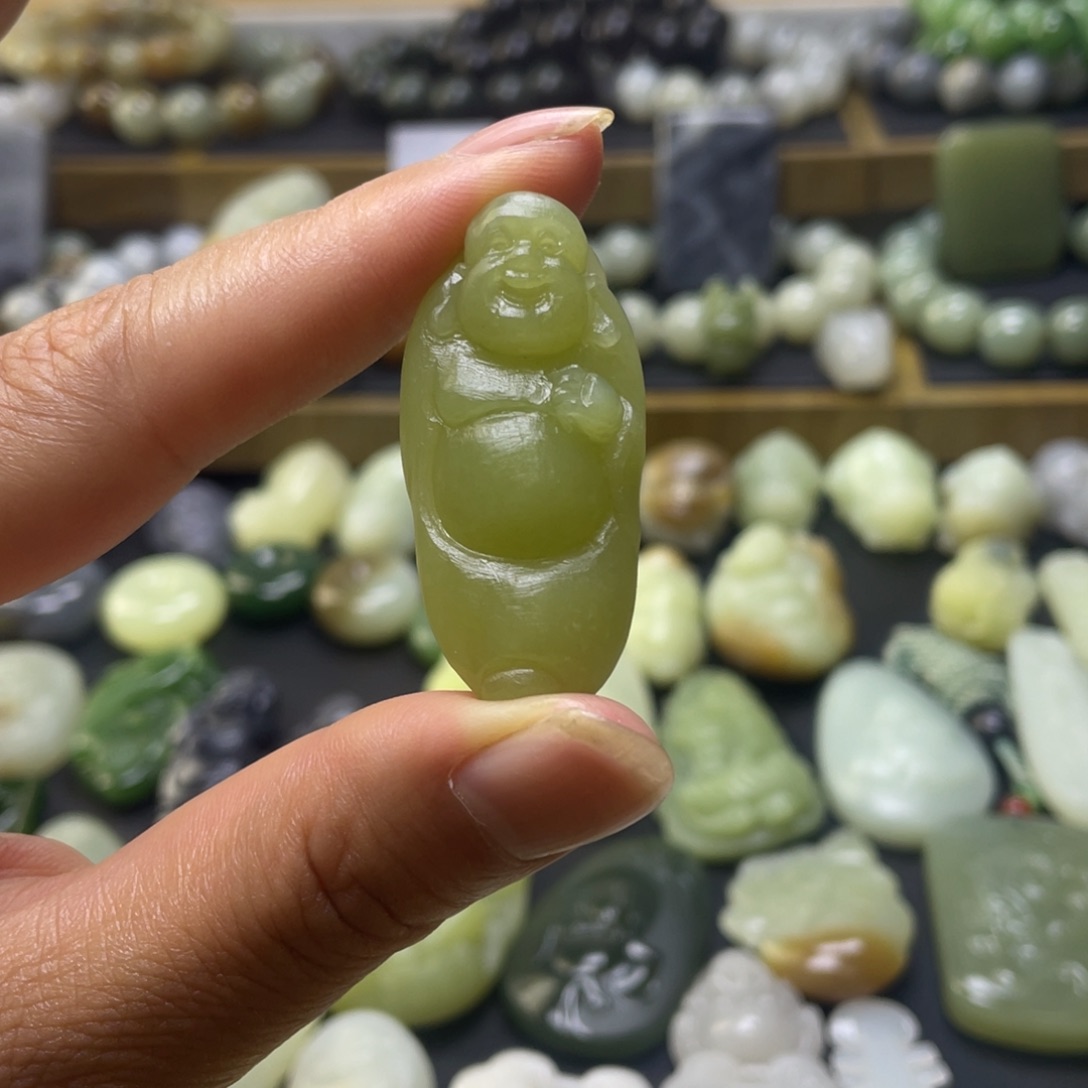 和田玉（糖玉）未镶嵌颈饰