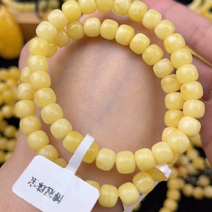 ****宝琥珀未镶嵌颈饰琥珀，多样性发其一