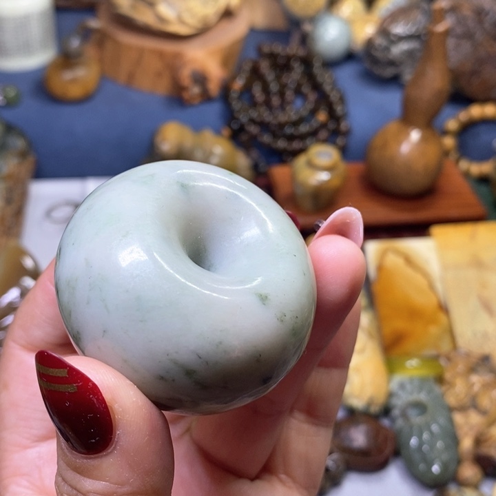 蛇纹石玉岫玉把件未镶嵌