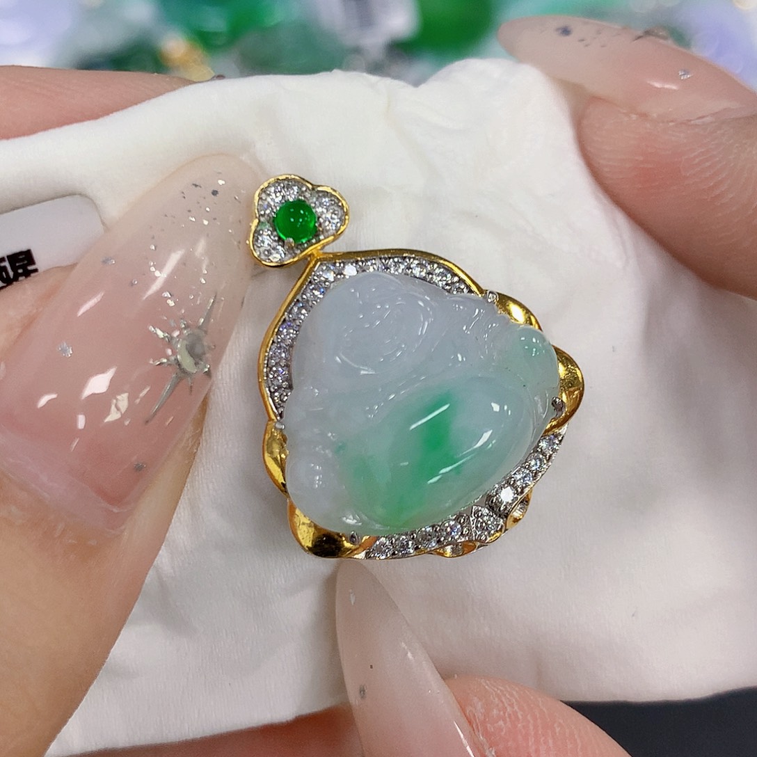 颈饰银S925镶嵌翡翠