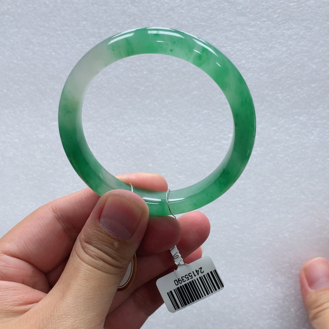 1***姐石英质玉未镶嵌手镯青青58-大小姐