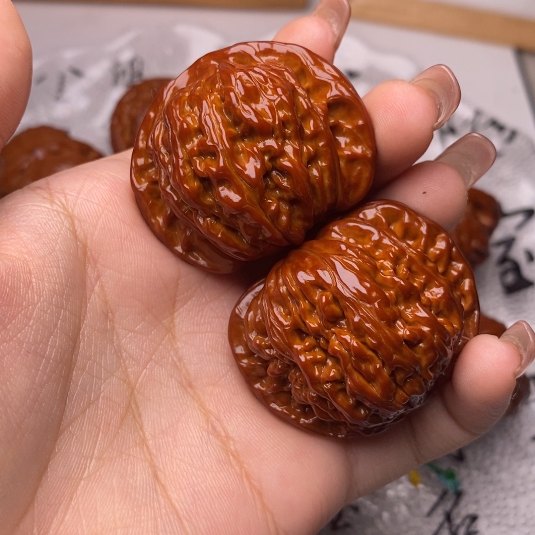 分***了文玩核桃文玩核桃