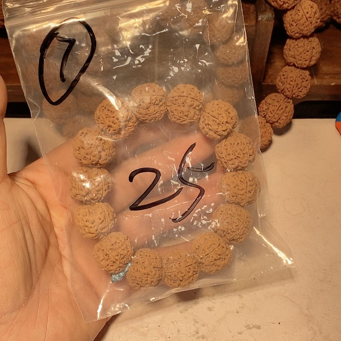 金刚菩提手串?****）7。        