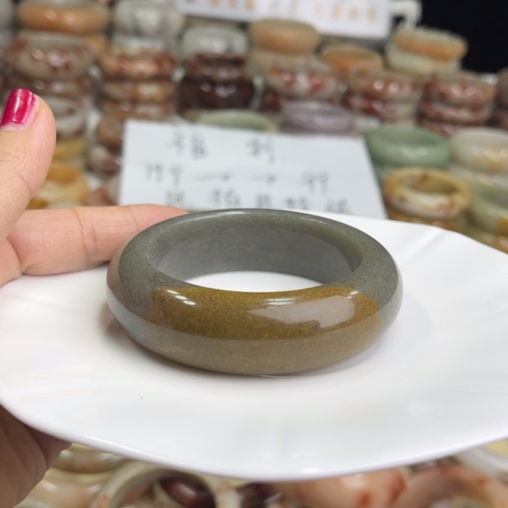 石英质玉微瑕57未镶嵌