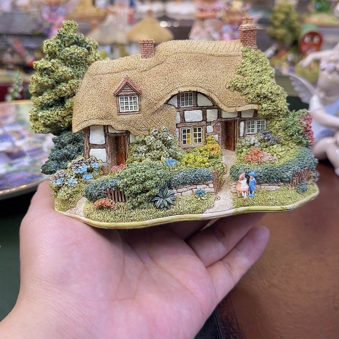 摆件欧洲瓷器收藏鉴赏研究中心