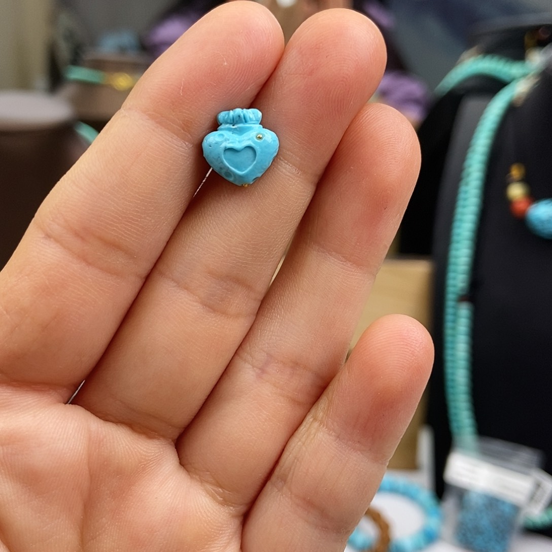 未镶嵌绿松石珠宝奇石