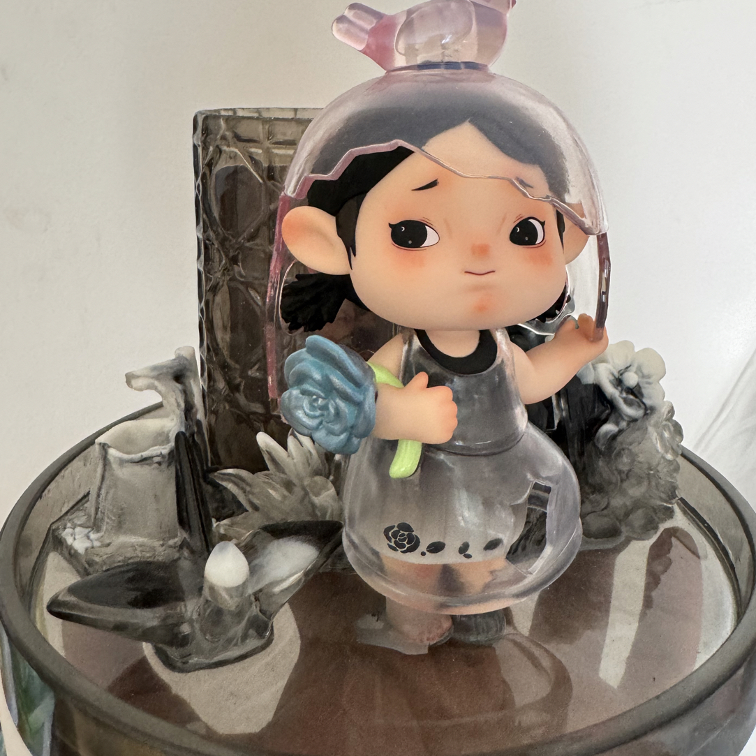 小言透色滴胶笔筒