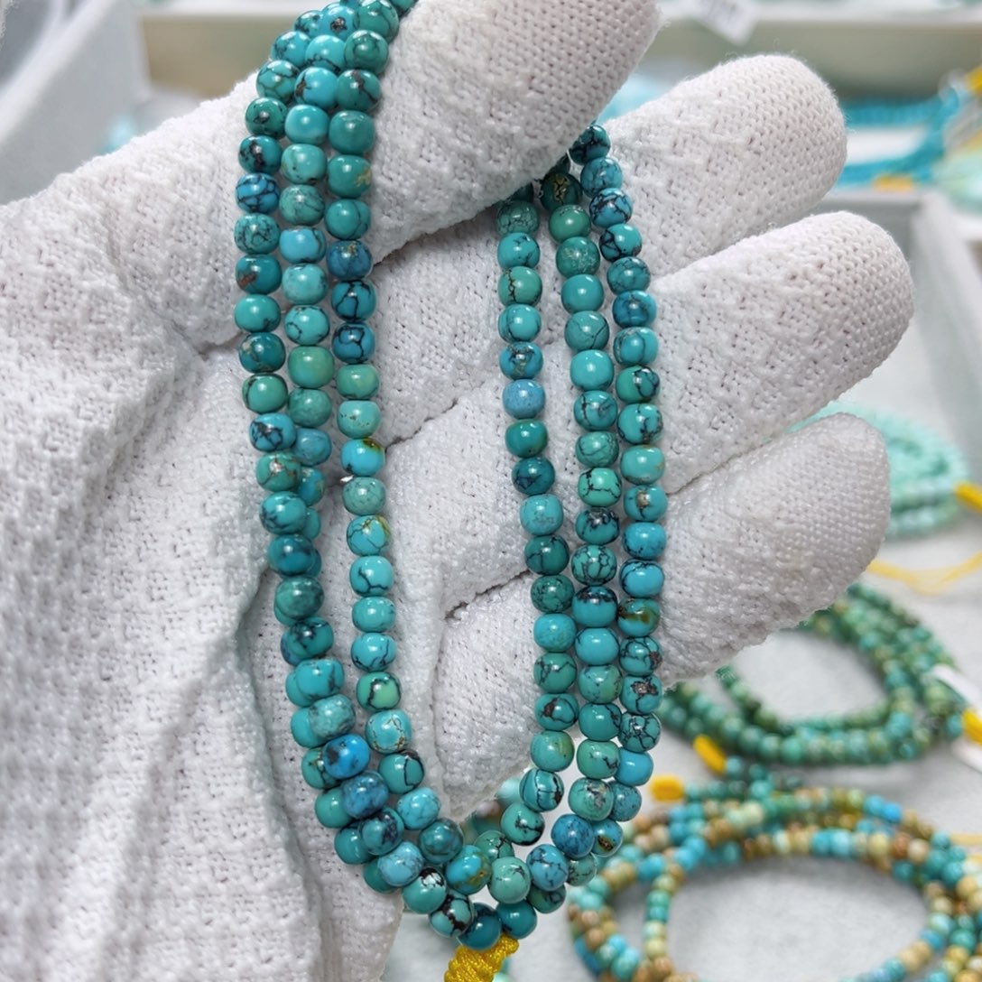 绿松石绿松石未镶嵌