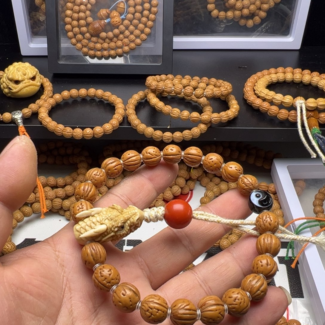 ᥫ***脏吊坠桃核精品小桃核