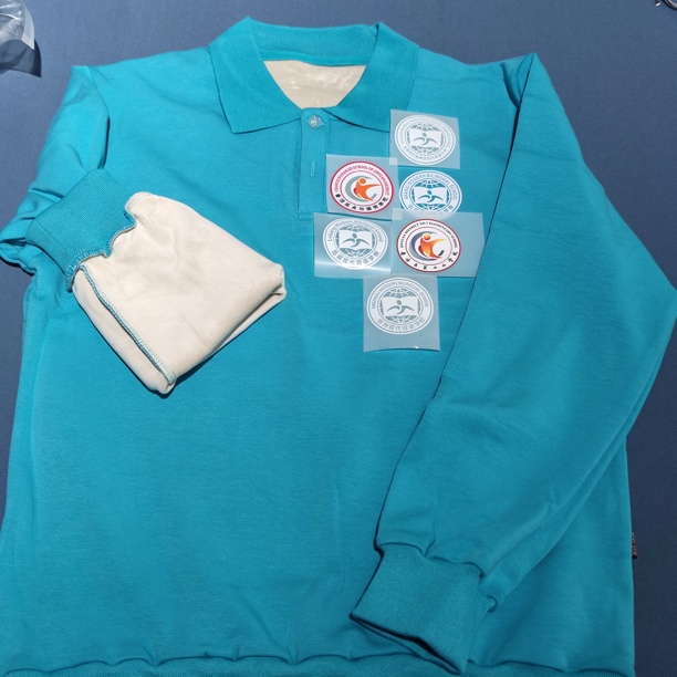 现代双语六大校区同款长袖加绒卫衣