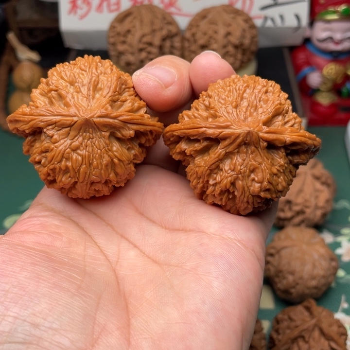 【闪购商品】把件文玩核桃50全品满天星