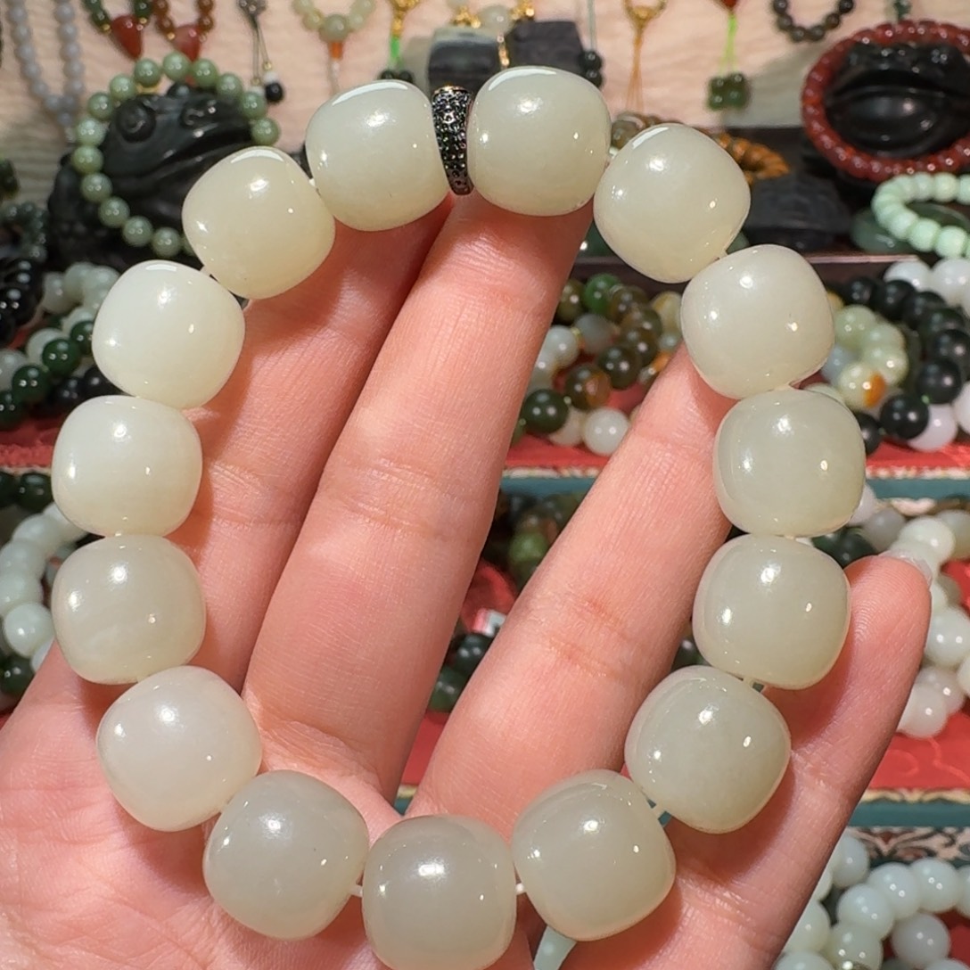 n***y和田玉未镶嵌手链