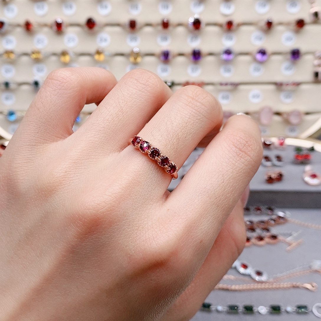 石榴石戒指银S925镶嵌戒指