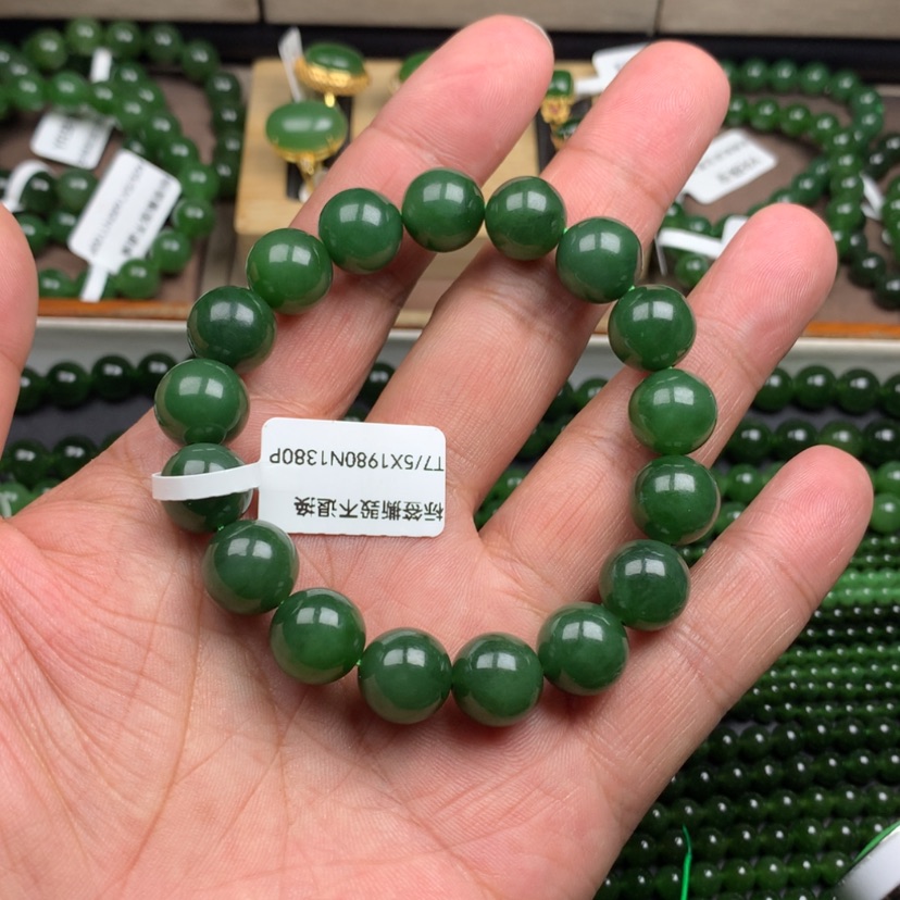 【闪购商品】未镶嵌手链和田玉（碧玉）楼**哥12