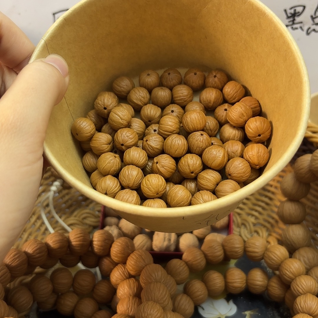 默***然核桃12误差0.3脖挂108颗