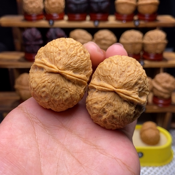 文玩核桃吊坠嘿***斯铁锤90