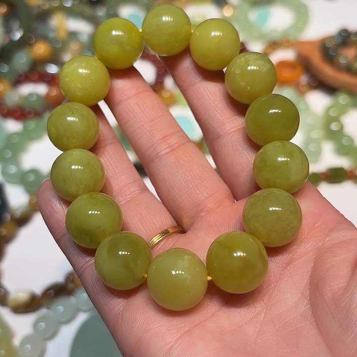 蛇纹石玉未镶嵌手串