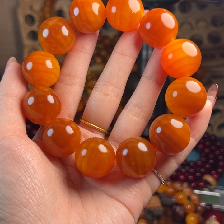 利***苗松木（琥珀木）手串/手链