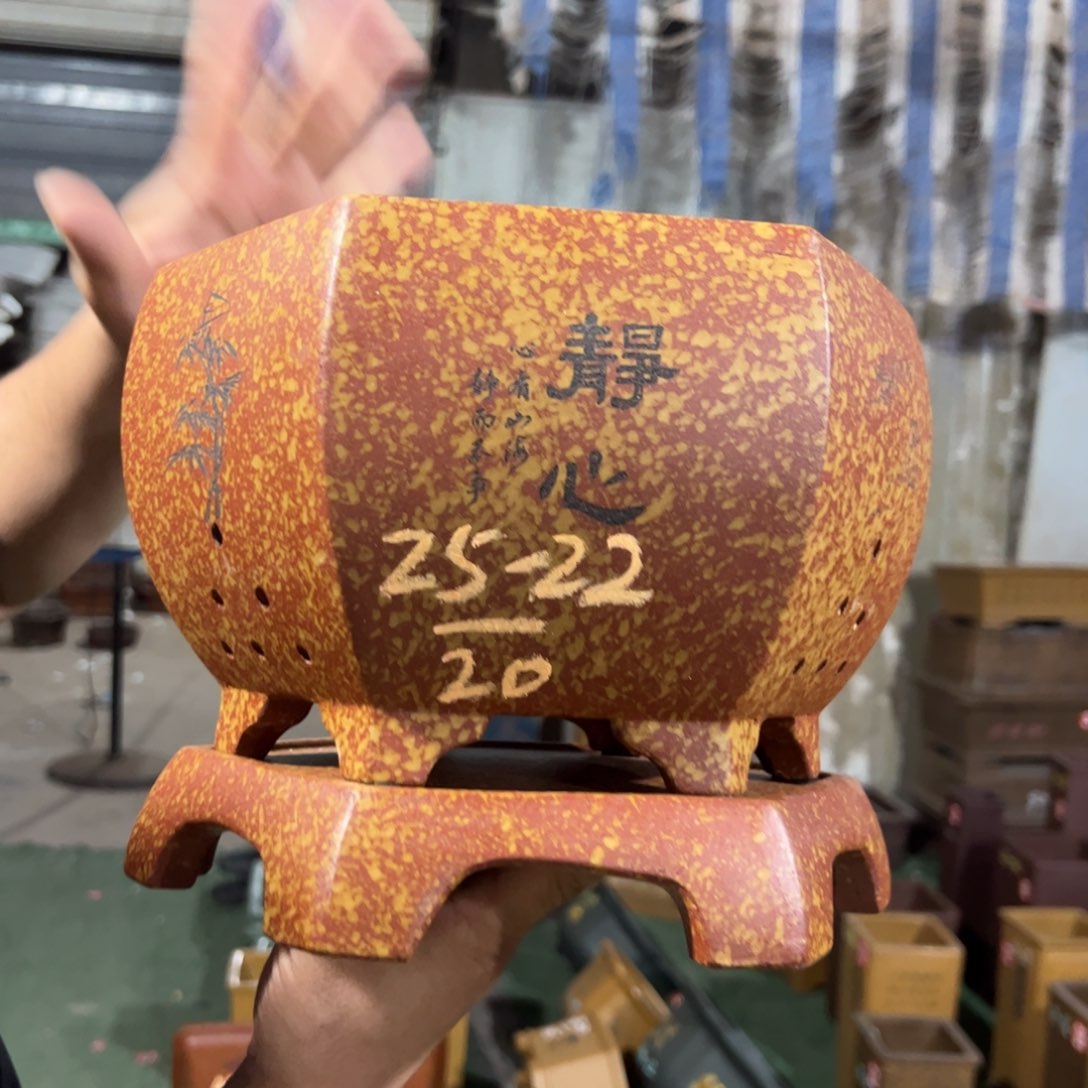 紫砂花盆紫砂花盆