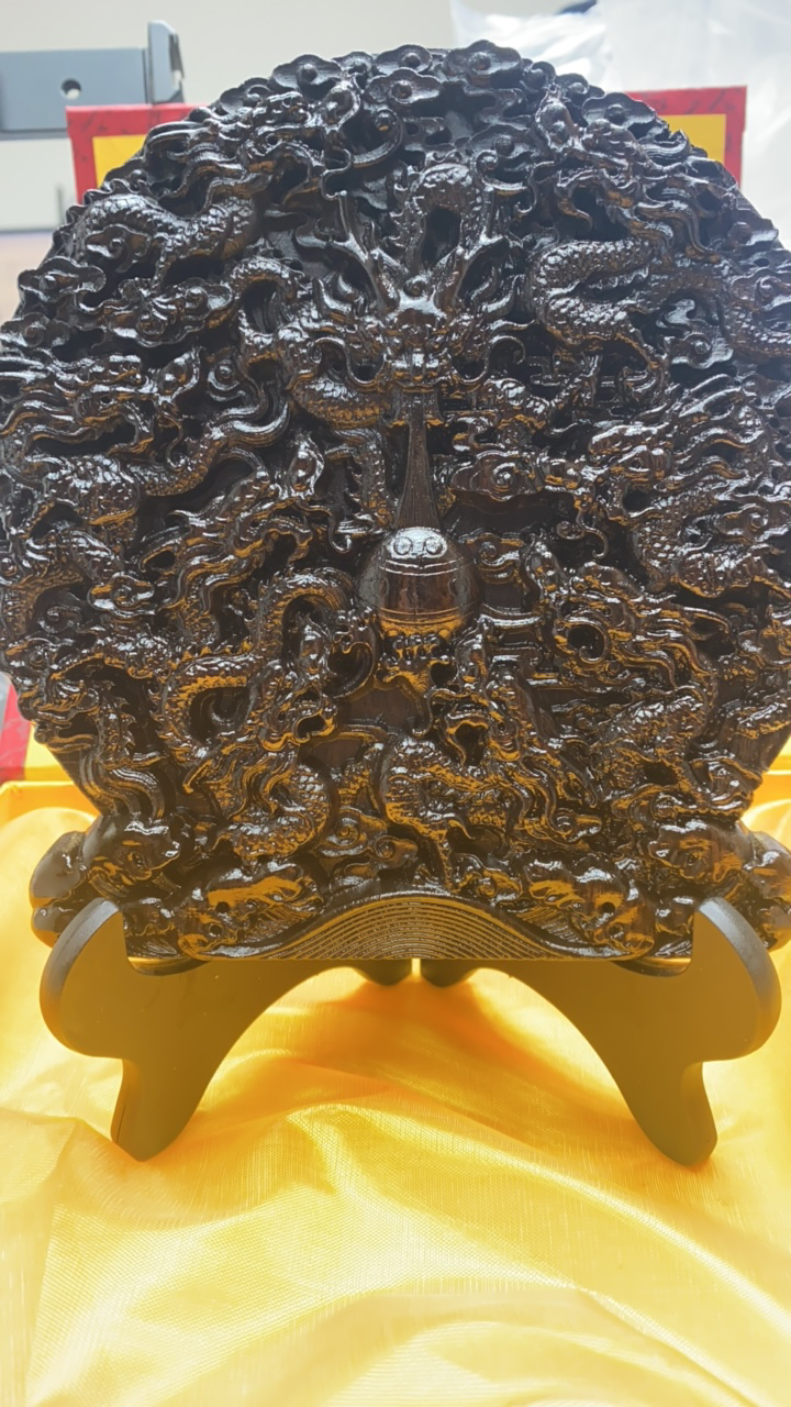 刘掌柜精选九龙护主摆件