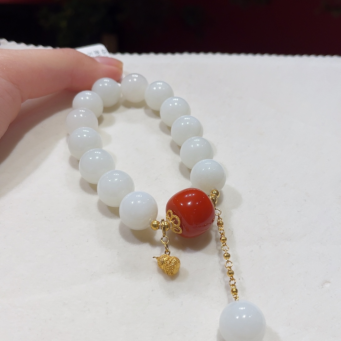 和田玉未镶嵌手串