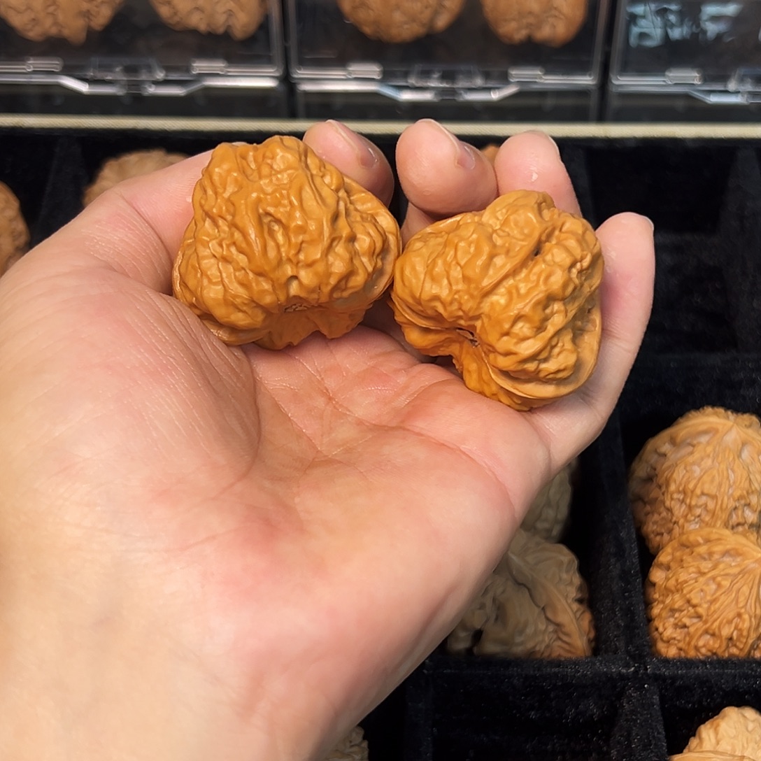 文玩核桃吊坠三角蛙