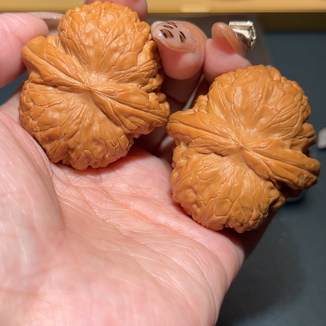 文玩核桃吊坠元宝44