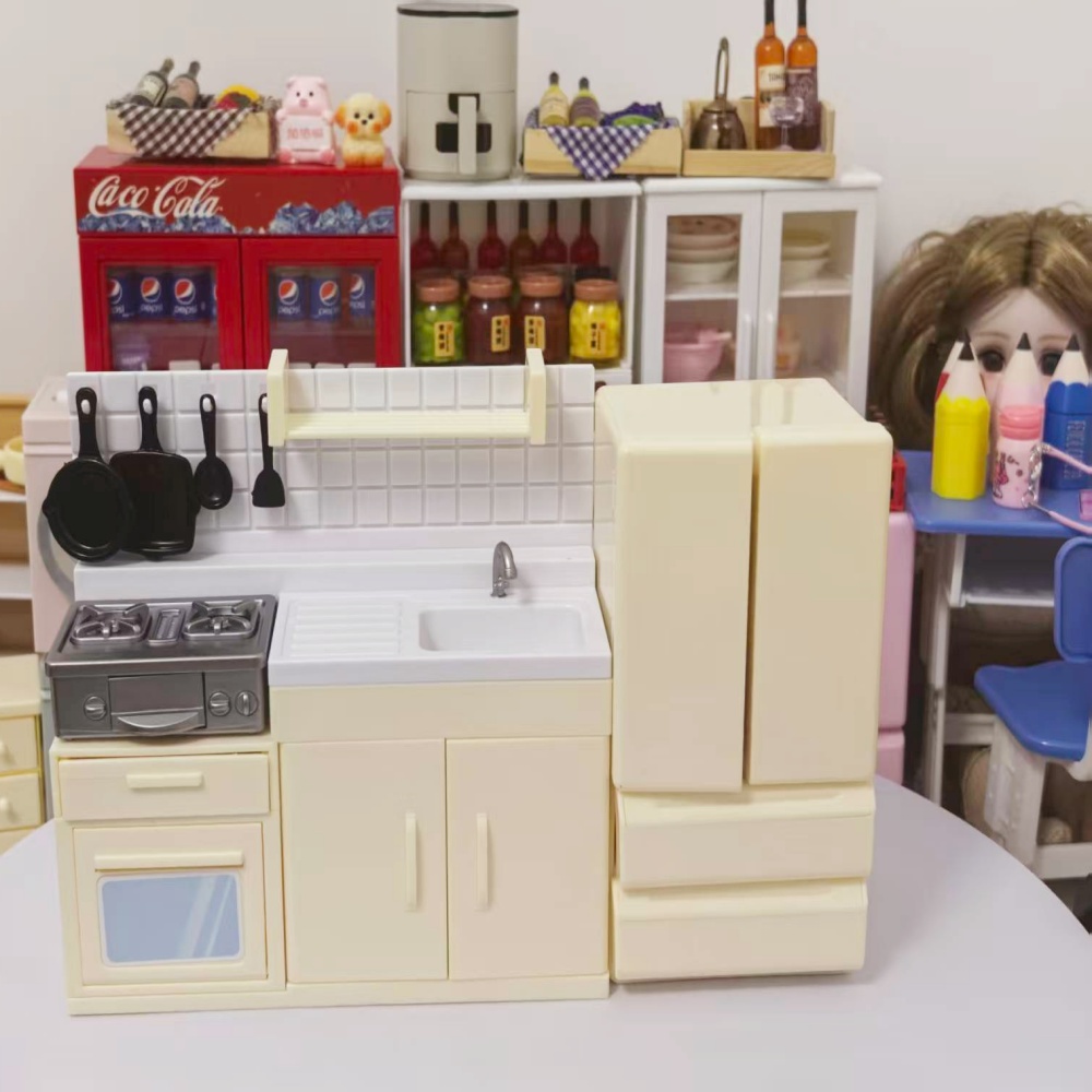 过家家玩具模型娃屋微缩桌子椅子书包冰箱配件场食玩等