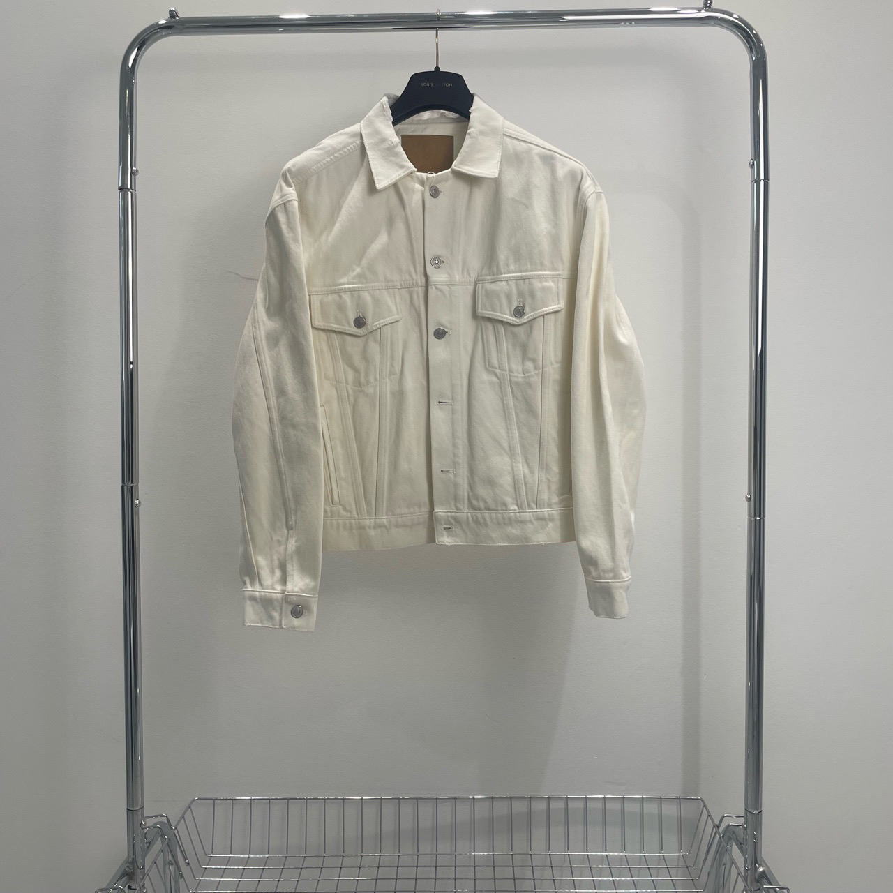 99新 Balenciaga/巴黎世家 白色背后logo牛仔外套 尺码34 yy00321