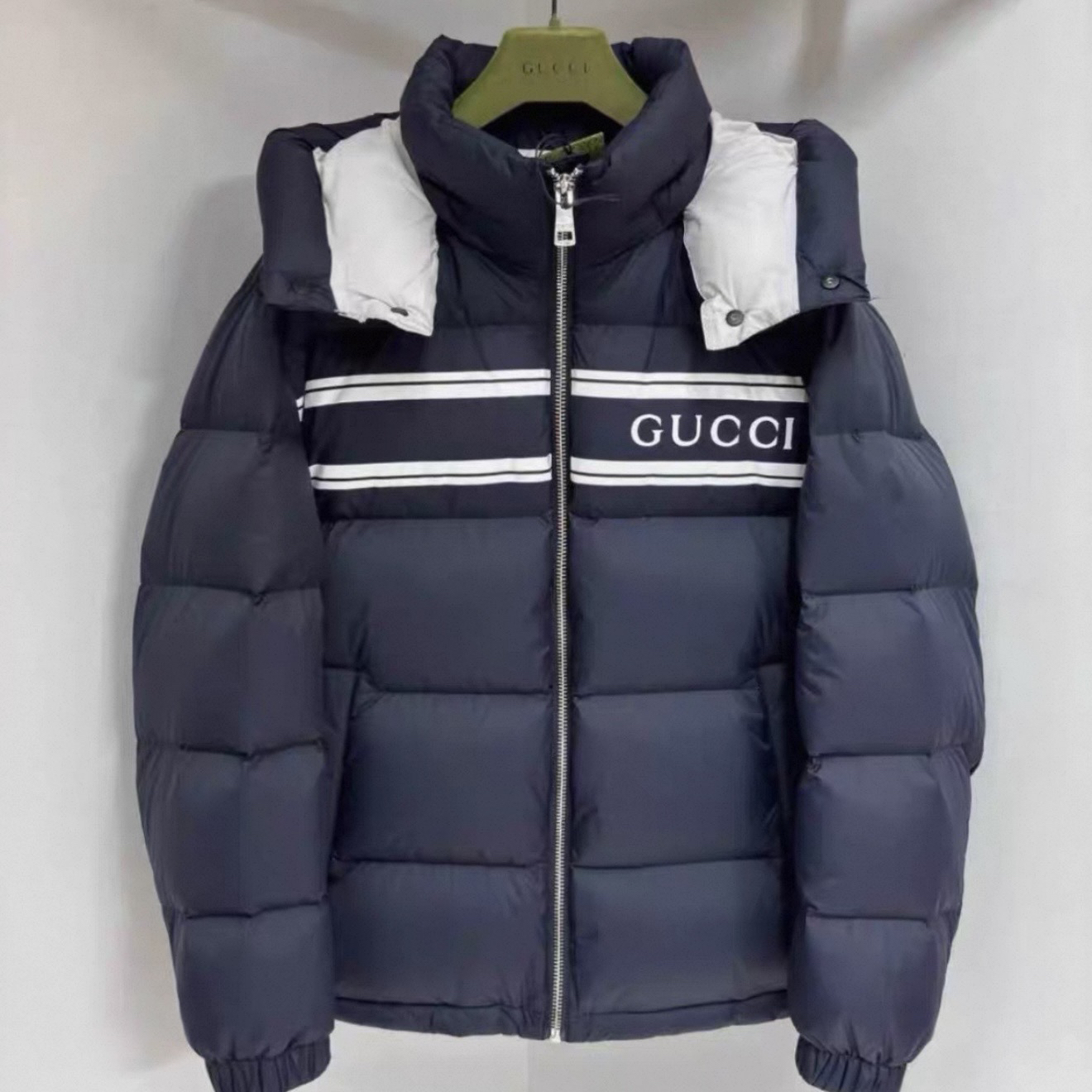 未使用 GUCCI/古驰 FW24字母拼接羽绒服/50码/原吊牌/价27900