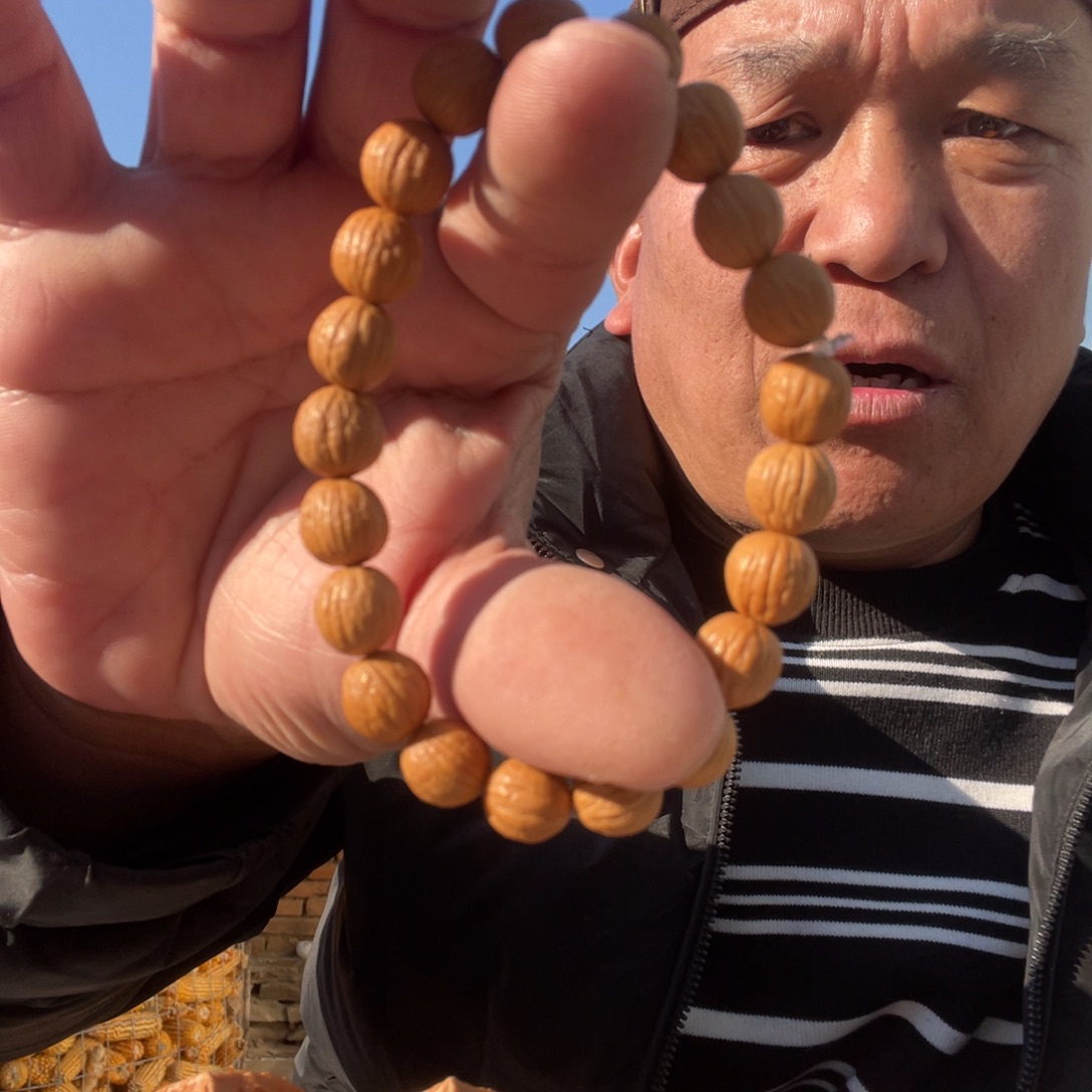 文玩核桃吊坠猴头10