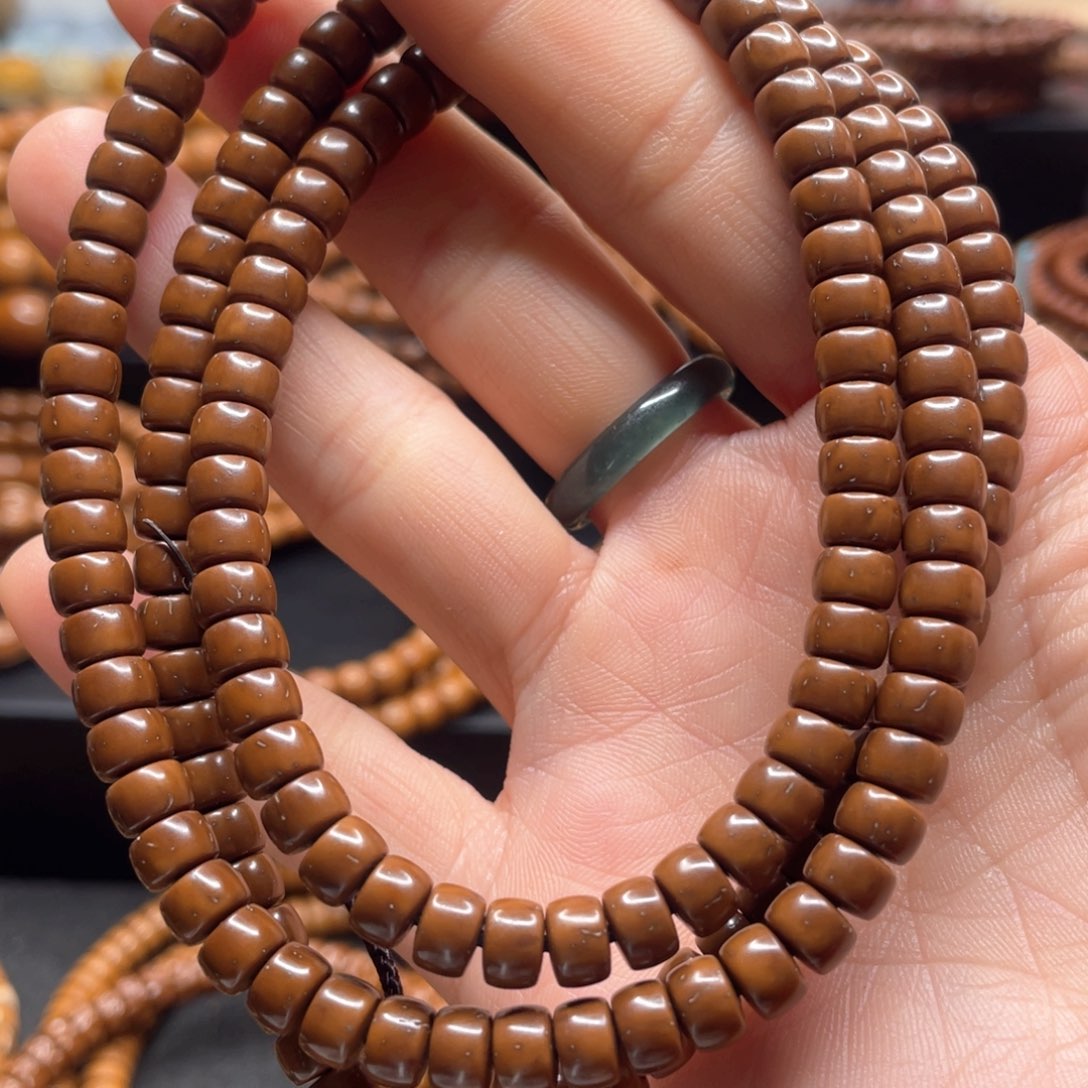 紫金鼠吊坠?****6*4纯肉鼠片脖挂