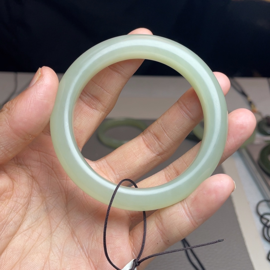 和田玉颈饰未镶嵌56