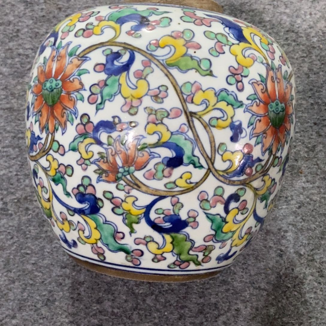 雪**客源思陶瓷有限公司