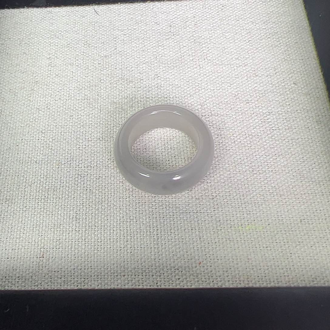 和田玉戒指未镶嵌宇****身15号17.5烟灰飘色泥鳅背