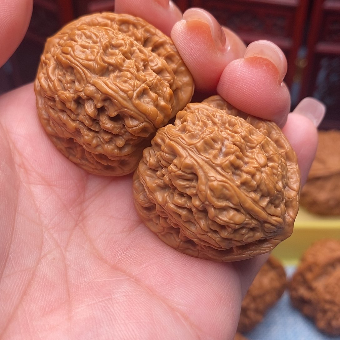 挑***挑文玩核桃把件35全品红宝石