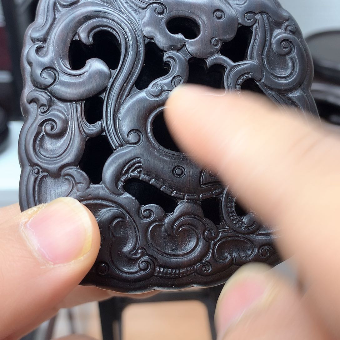 藤类紫光檀赤龙整木香盒