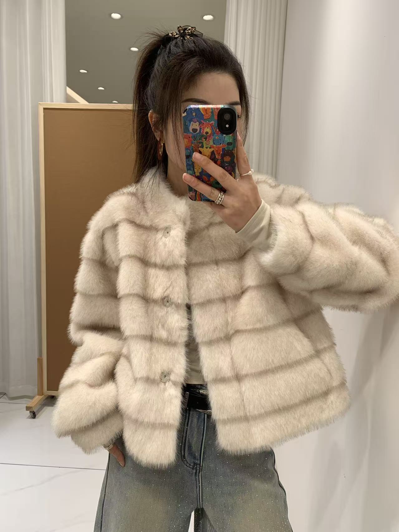 可米 新款厚款直下摆慵懒风短外套气质毛毛外套 25239（衣长53）