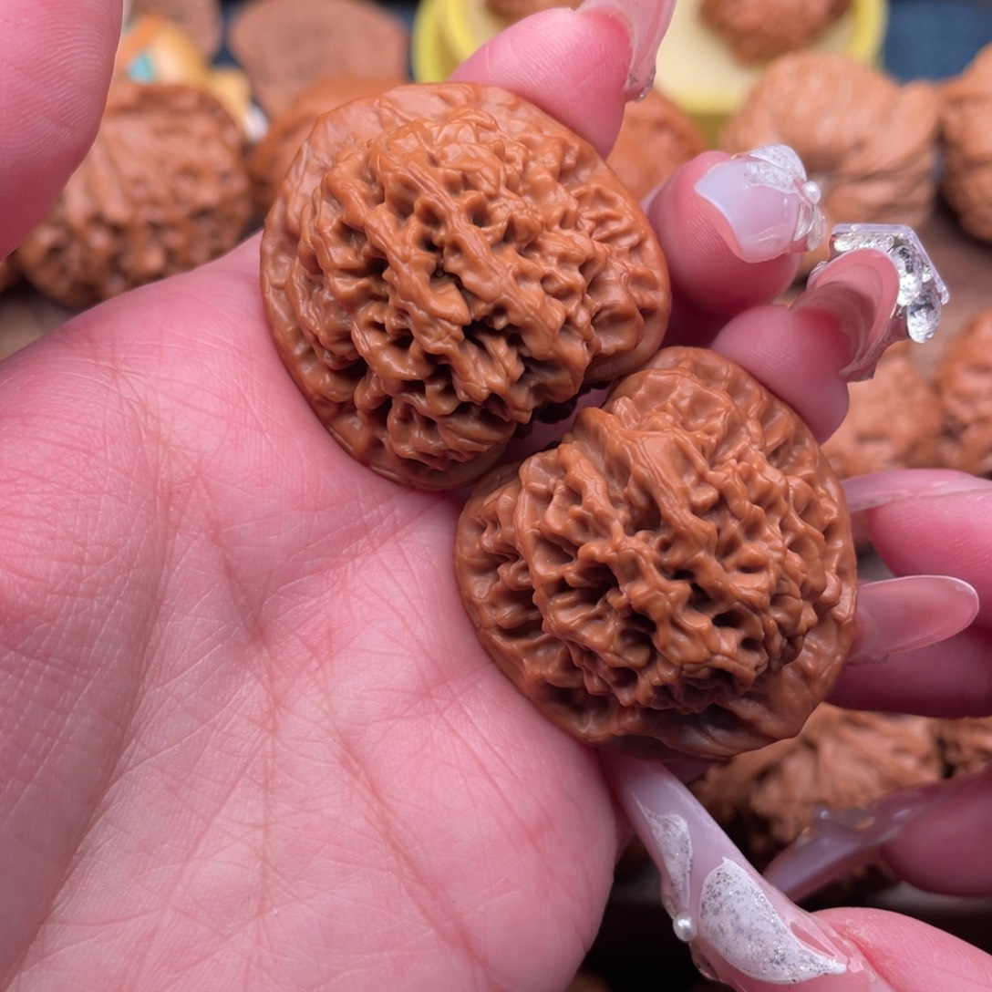 文玩核桃把件全品毕业，秦岭原生树秦闷36