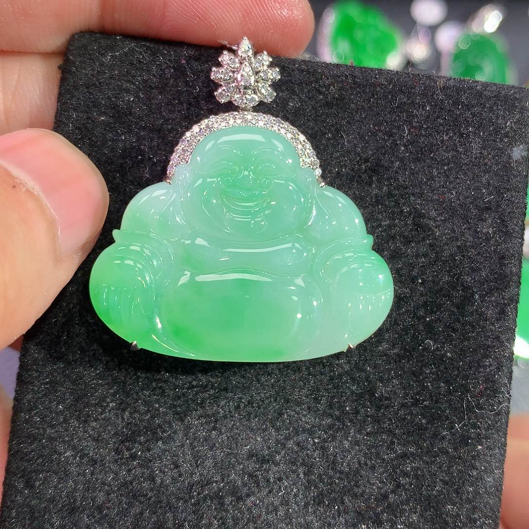 翡翠吊坠(赠链)18K金镶嵌