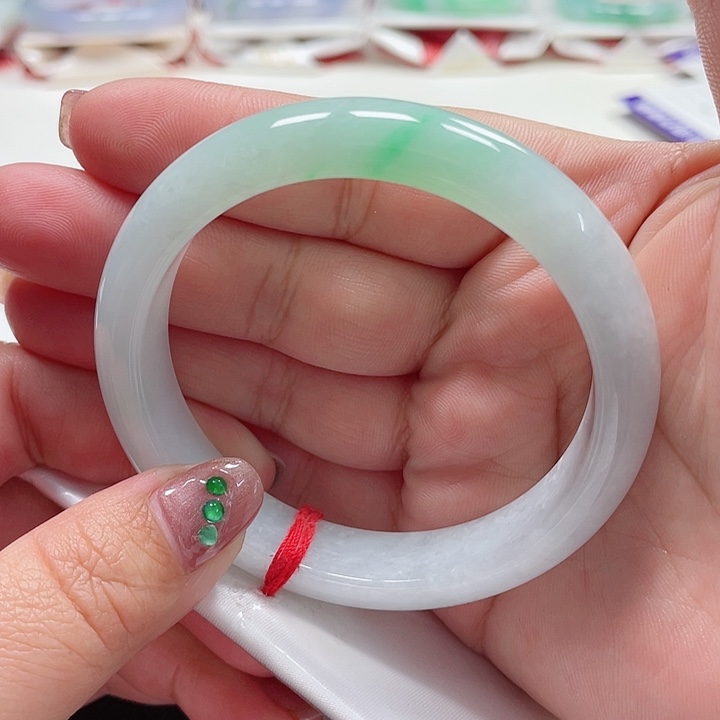 翡翠手镯未镶嵌缅甸翡翠手镯59圈