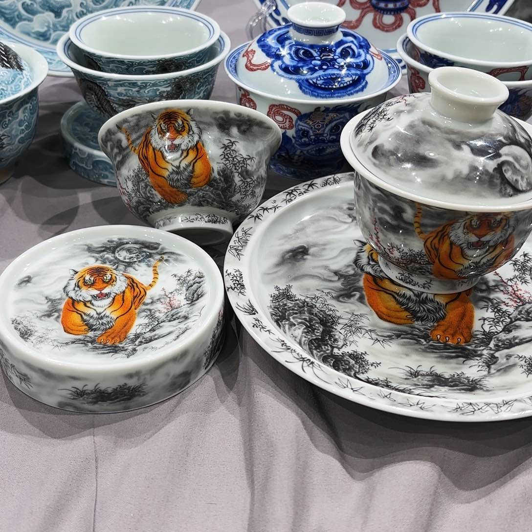 瓷片景德镇美术出版社