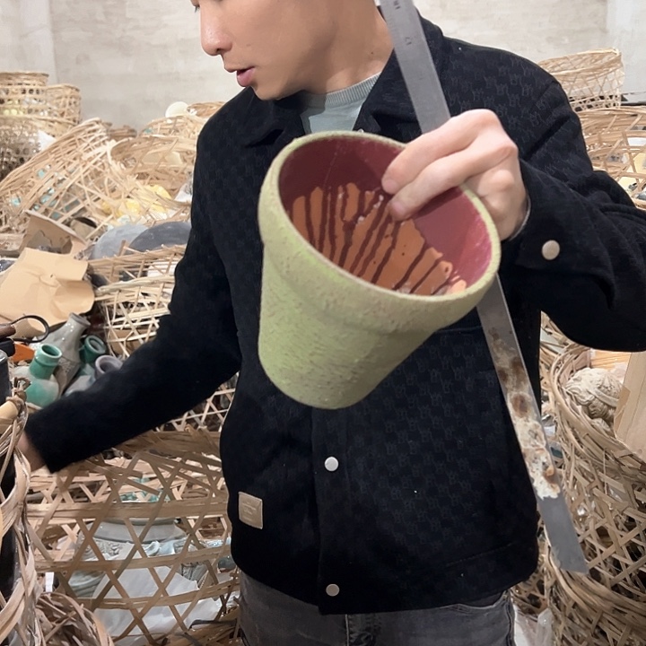 瓶高度16厘米口径15厘米微瑕捡漏底孔