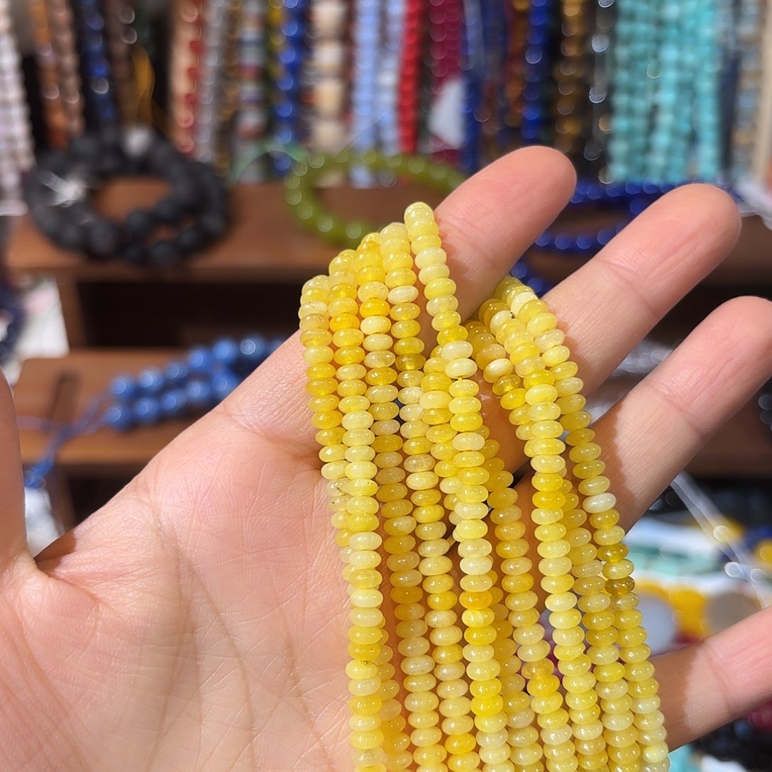 玛瑙/玉髓未镶嵌珠宝半成品黄东陵一条