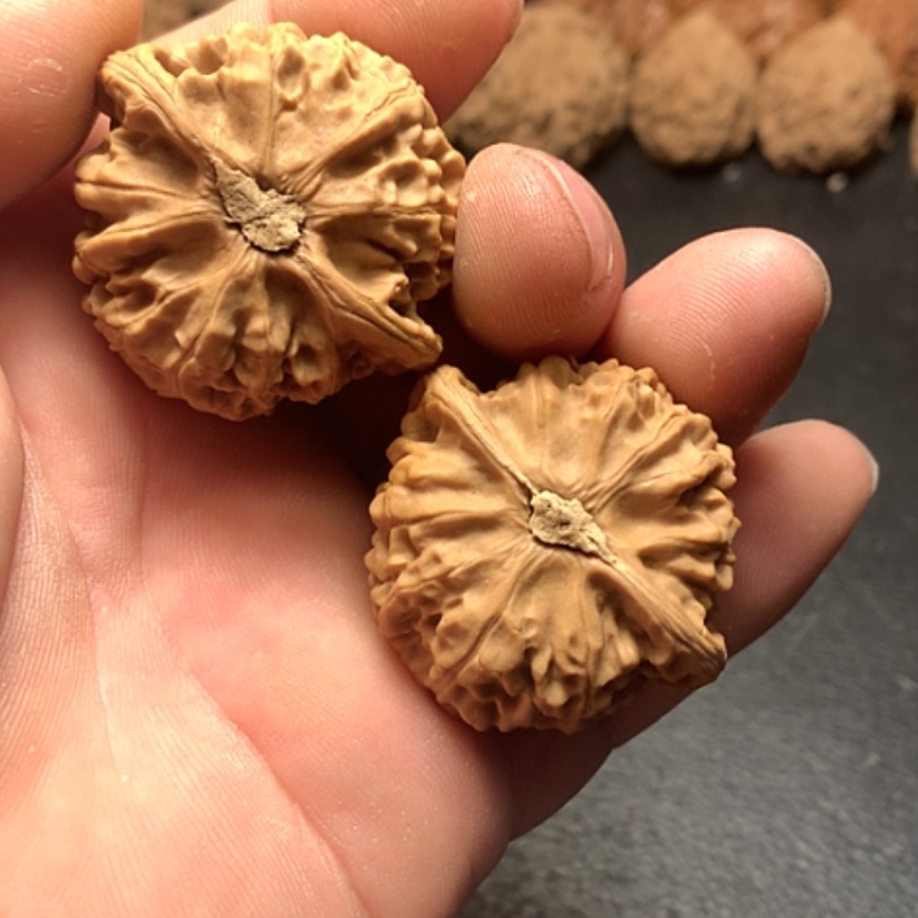 【闪购商品】文玩核桃吊坠L*Y宫灯