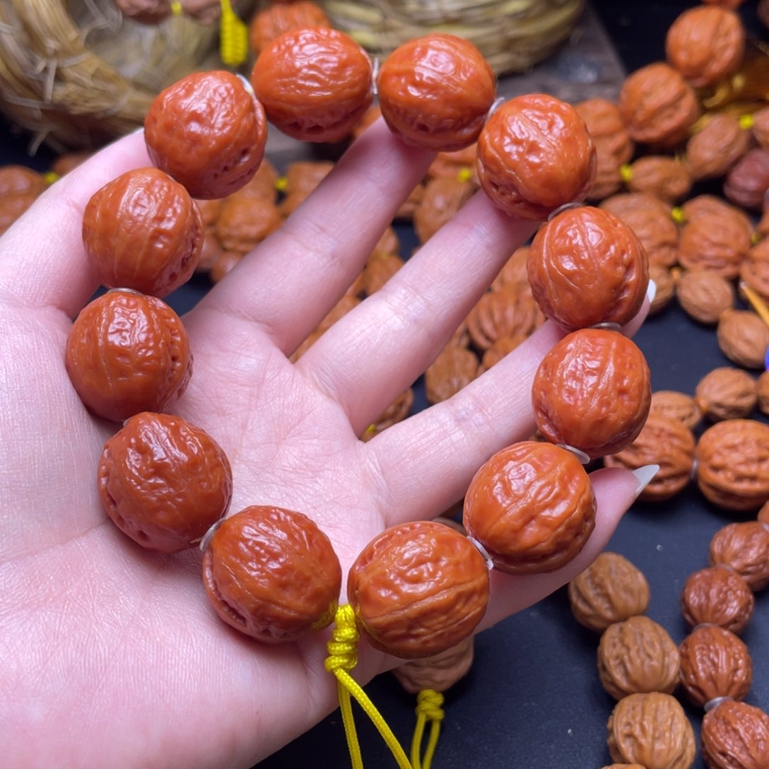 文玩核桃手串红皮柿子