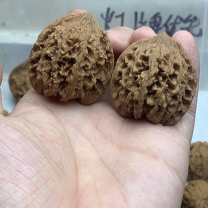 文玩核桃吊坠38满天星