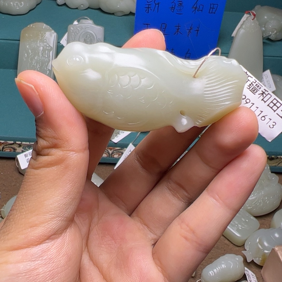 和田玉颈饰未镶嵌M****X