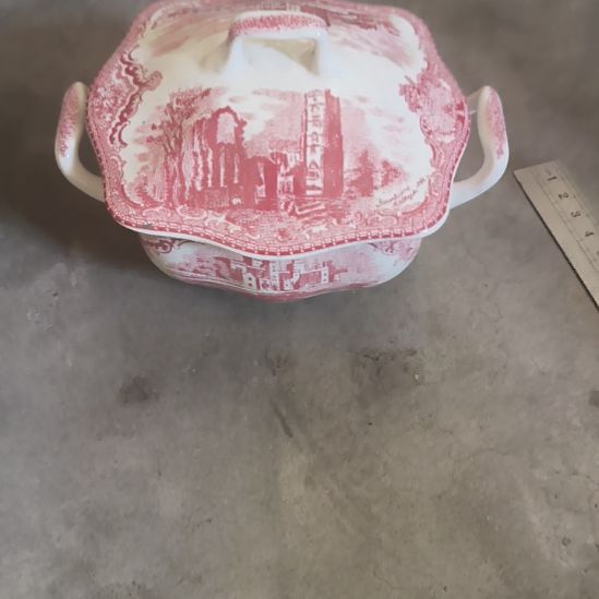 陶瓷盘子碗啥都有